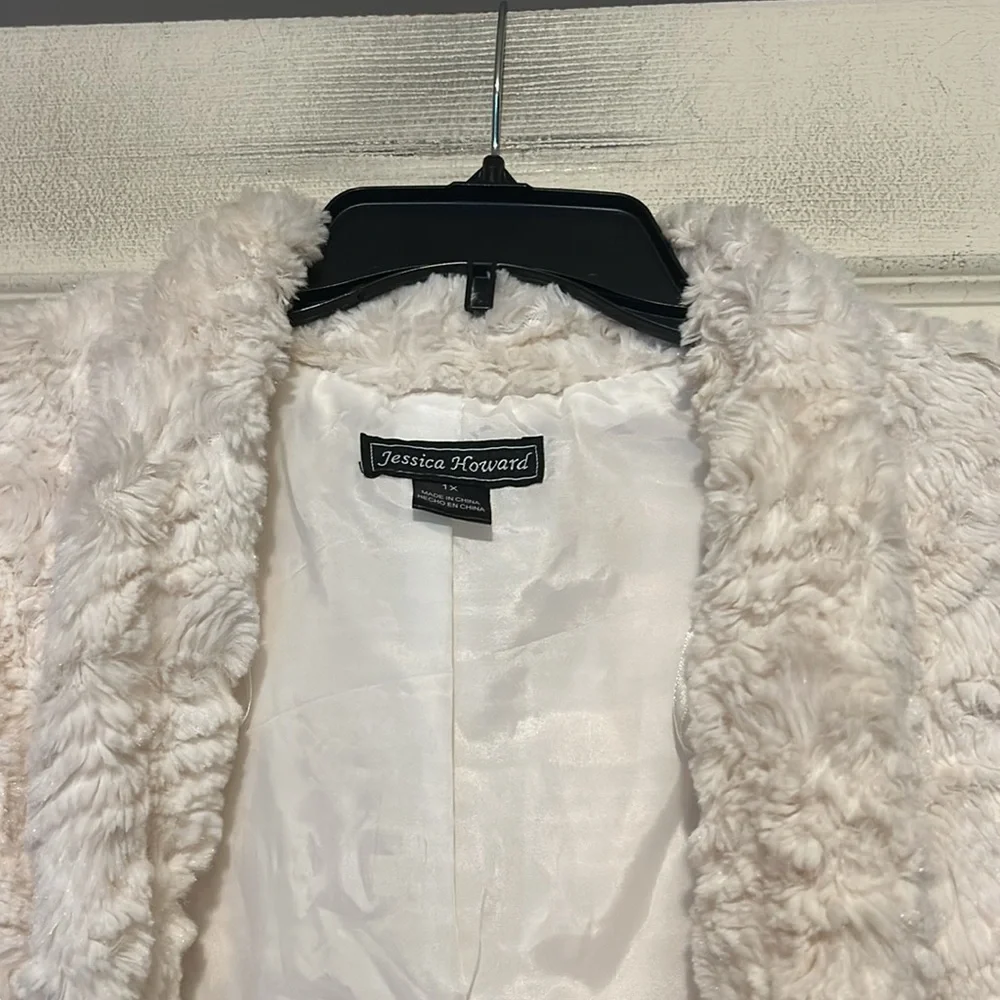 Jessica Howard Faux Fur Cropped Shrug Jacket Size 1X